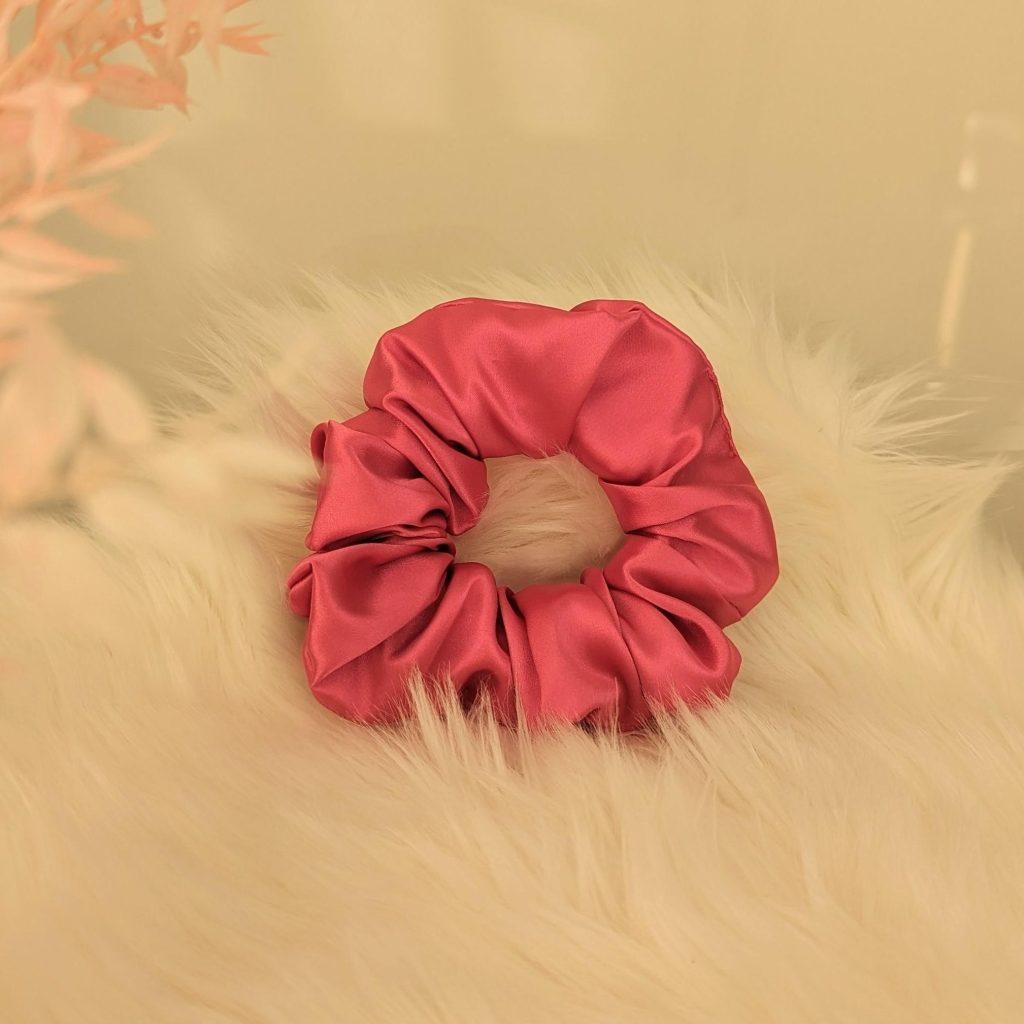 Schruncie σατέν φουξ